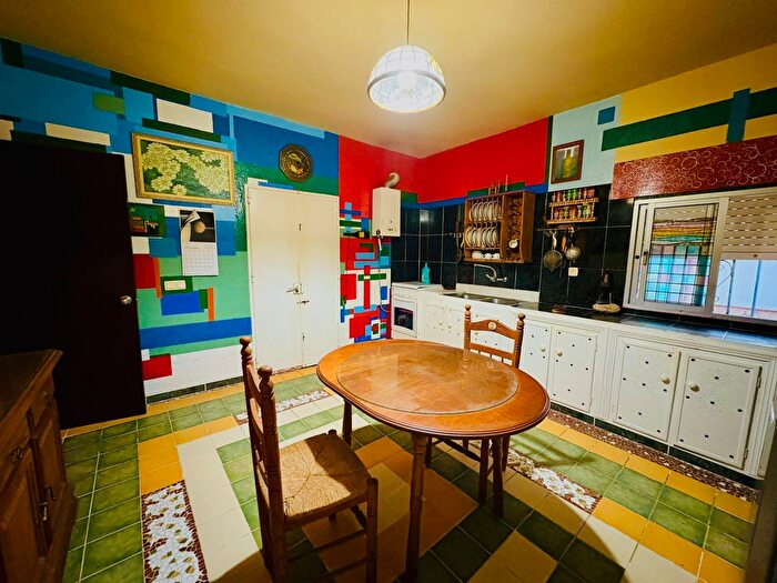 Casas en venta y pisos alquiler - 2