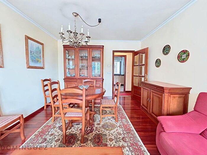Casas en venta y pisos alquiler - 3