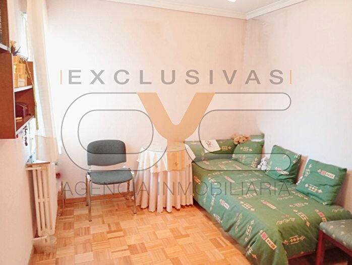 Casas en venta y pisos alquiler - 3
