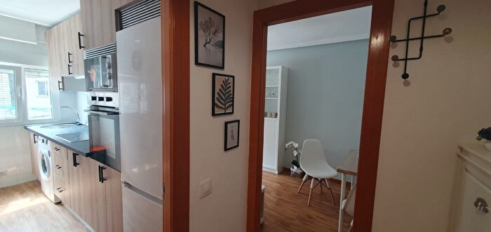Casas en venta y pisos alquiler - 2