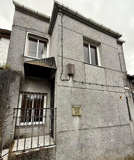 Casas en venta y pisos alquiler - 2