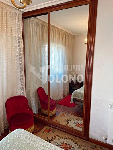 Casas en venta y pisos alquiler - 3