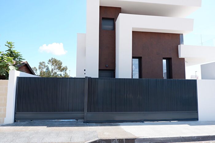 Casas en venta y pisos alquiler - 3