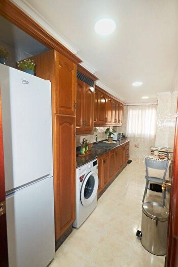 Casas en venta y pisos alquiler - 2