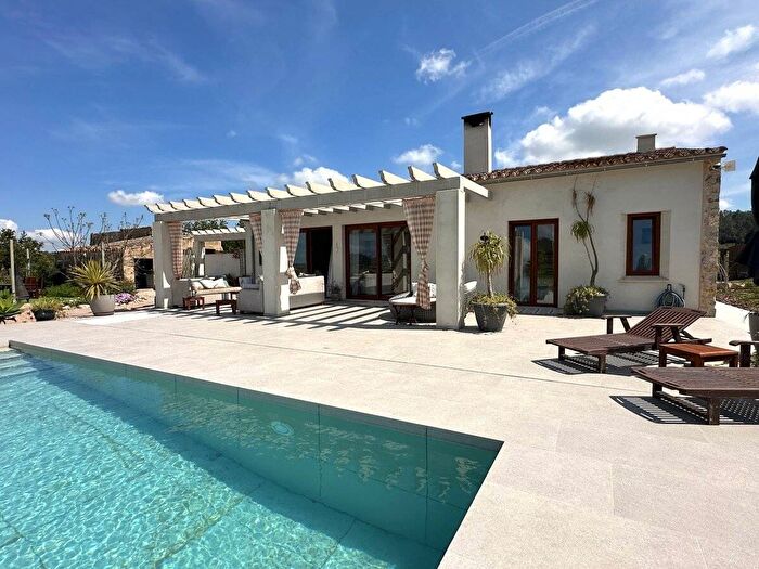 Casa en venta en Cataluña, Girona de 2 habitaciones