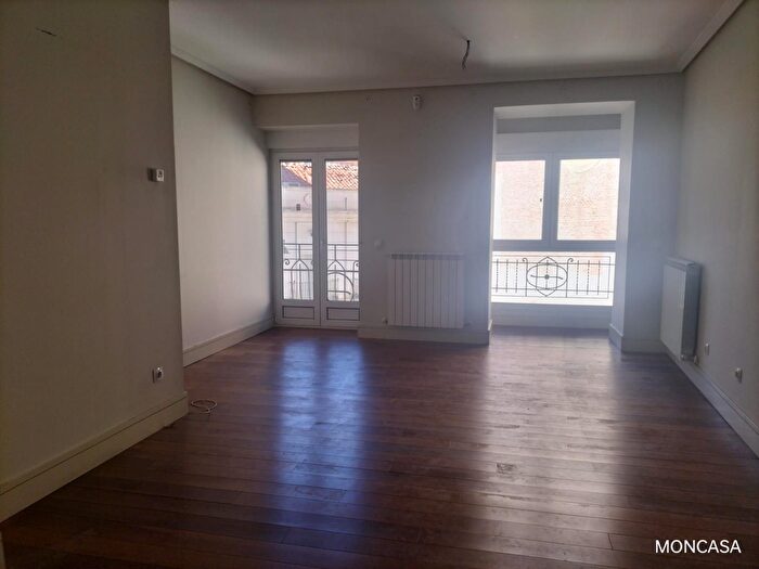 Casas en venta y pisos alquiler - 2