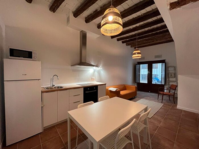 Casas en venta y pisos alquiler - 1