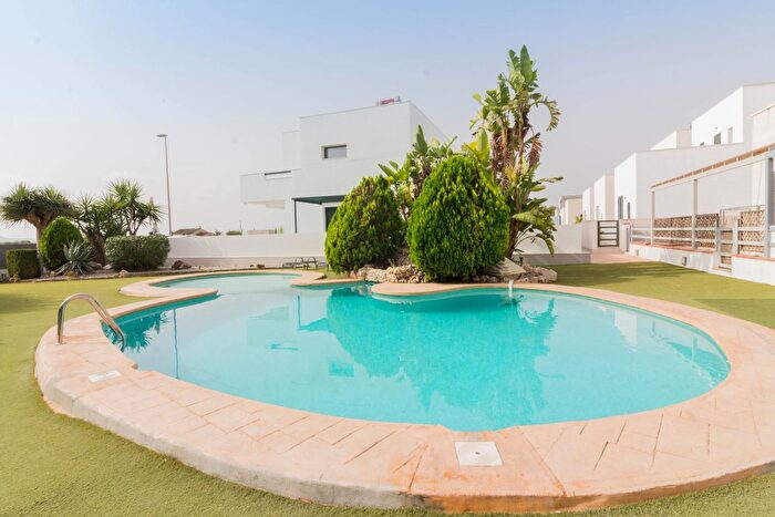 Piso en alquiler en Daya Nueva, Alicante de 2 habitaciones