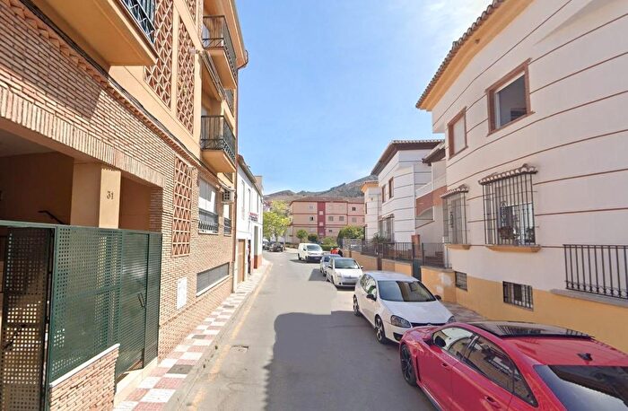 Piso en venta en Pinos Puente, Granada de 1 habitacion