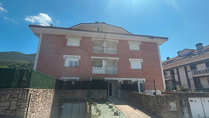 Casas en venta y pisos alquiler - 1