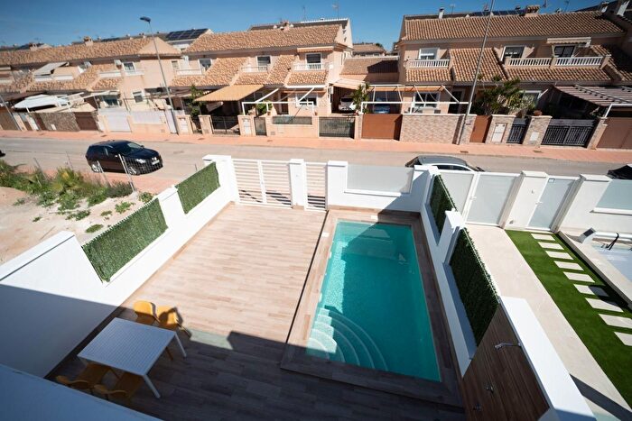 Casas en venta y pisos alquiler - 1