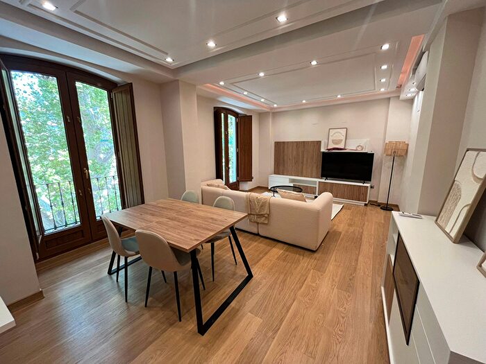 Casas en venta y pisos alquiler - 2