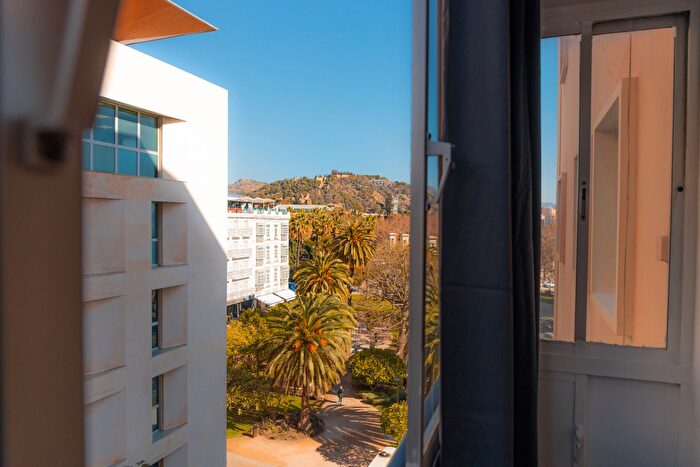 Piso en alquiler en Centro, Ensanche Centro Puerto de 5 habitaciones
