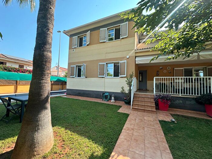 Casas en venta y pisos alquiler - 2
