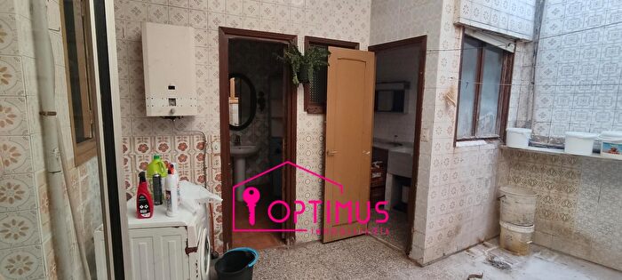 Casas en venta y pisos alquiler - 3