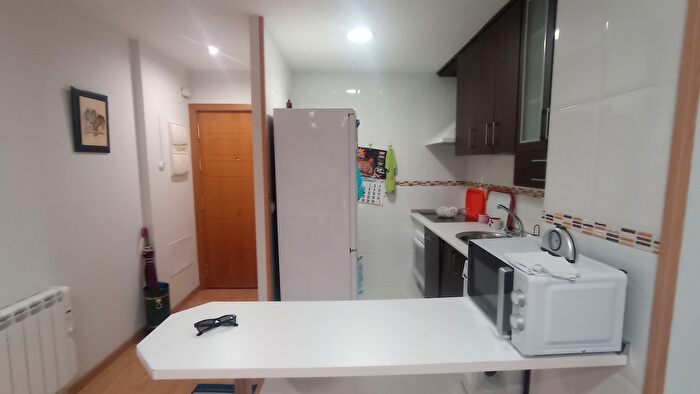 Casas en venta y pisos alquiler - 2