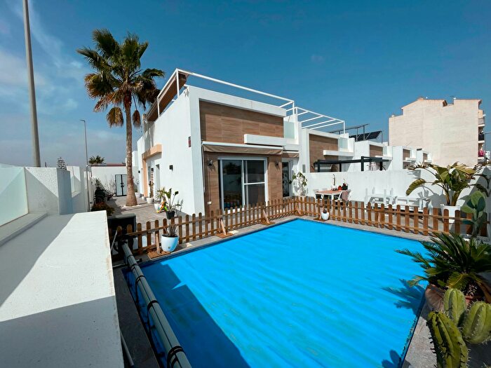 Casas en venta y pisos alquiler - 1