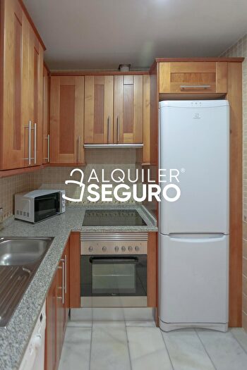Casas en venta y pisos alquiler - 2