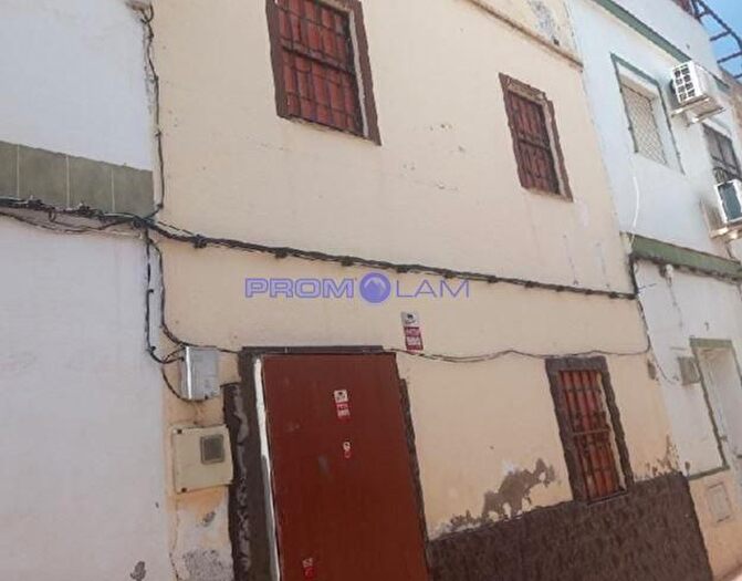 Casa en venta en Alcalá del Río, Sevilla de 2 habitaciones