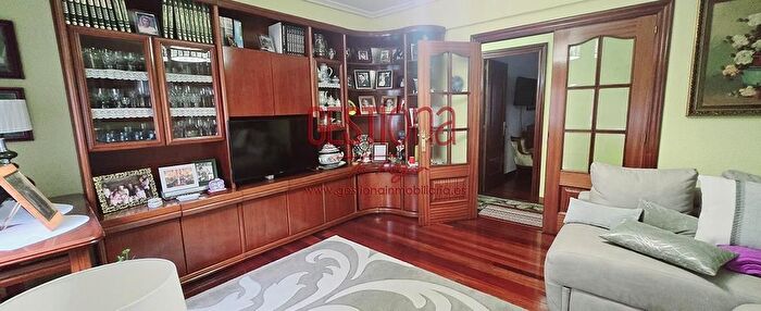 Casas en venta y pisos alquiler - 3