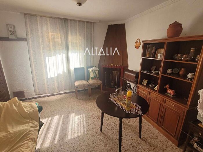 Casas en venta y pisos alquiler - 2