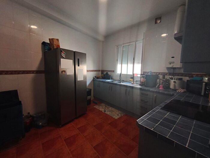 Casas en venta y pisos alquiler - 2