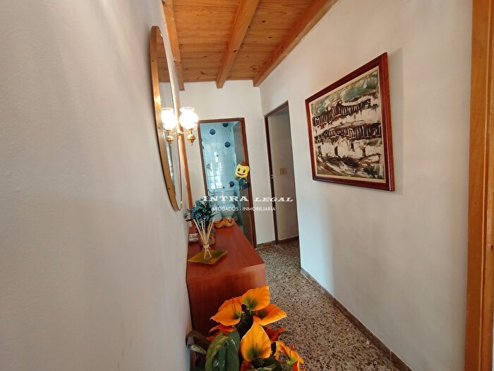 Casas en venta y pisos alquiler - 3