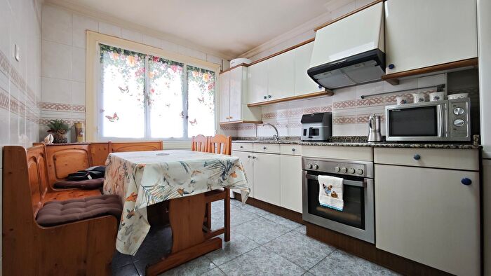 Casas en venta y pisos alquiler - 2