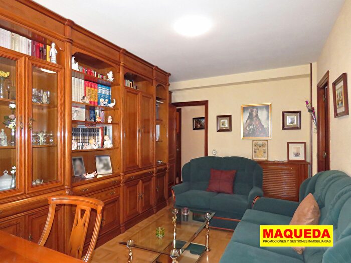 Casas en venta y pisos alquiler - 2