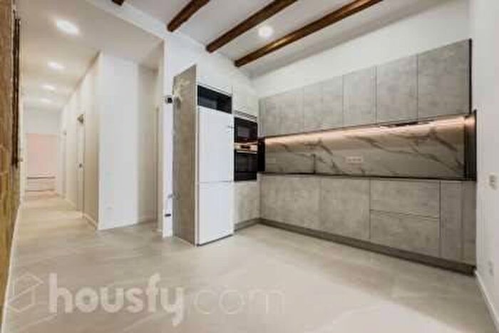Piso en venta en Cataluña, Barcelona de 3 habitaciones
