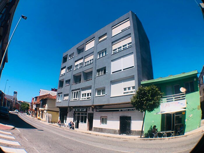 Casas en venta y pisos alquiler - 2