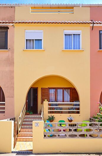 Casas en venta y pisos alquiler - 1