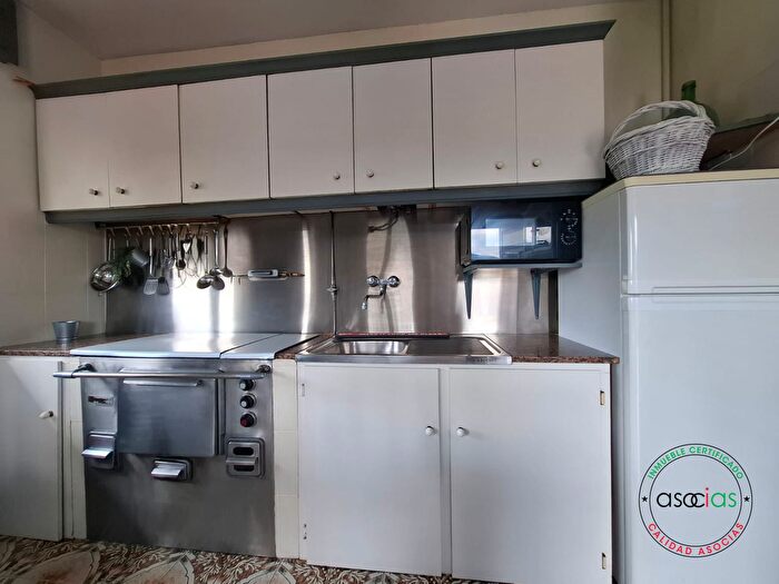 Casas en venta y pisos alquiler - 2
