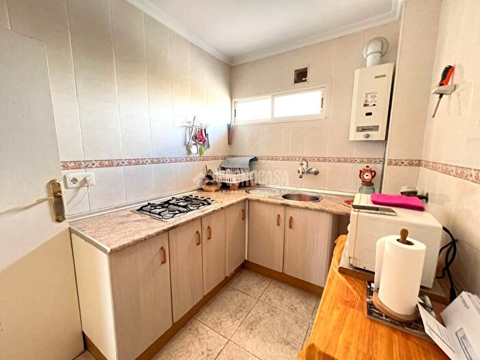 Casas en venta y pisos alquiler - 3