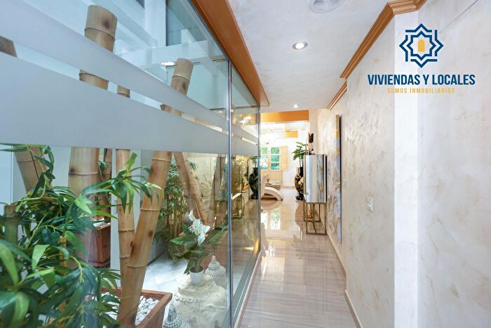 Casas en venta y pisos alquiler - 3