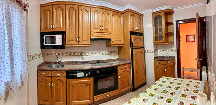Casas en venta y pisos alquiler - 1