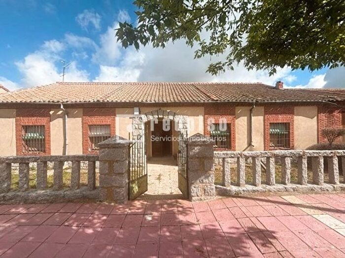 Casa en venta en Muñopedro, Segovia de 5 habitaciones