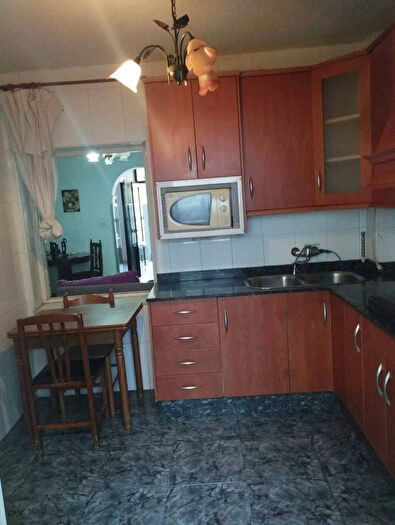Casas en venta y pisos alquiler - 2