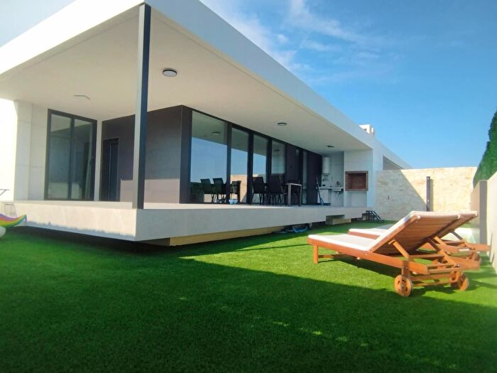 Casa en venta en Fortuna, Murcia de 3 habitaciones