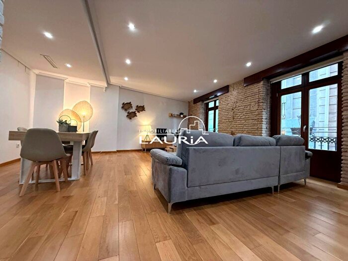 Casas en venta y pisos alquiler - 2