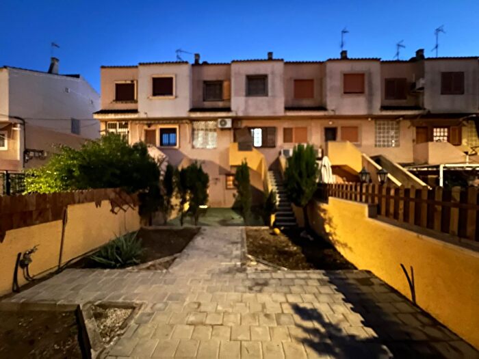 Casas en venta y pisos alquiler - 1