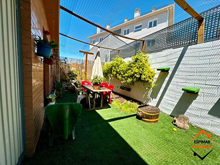 Casas en venta y pisos alquiler - 3