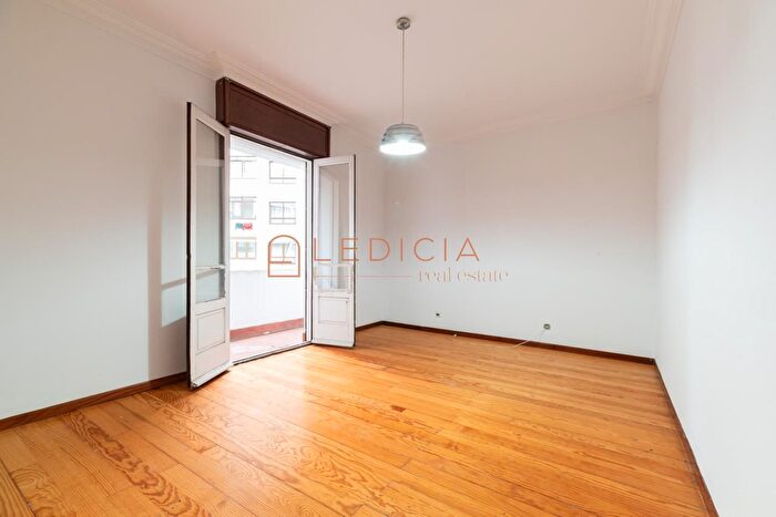 Piso en venta en Centro Urbano, Plaza España Corte Inglés de 3 habitaciones