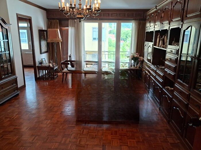 Casas en venta y pisos alquiler - 1