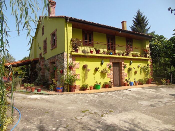 Casa en venta en Hermandad de Campoo de Suso, Cantabria de 4 habitaciones