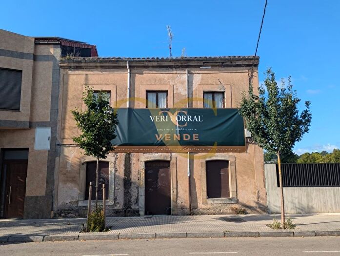 Casas en venta y pisos alquiler - 1