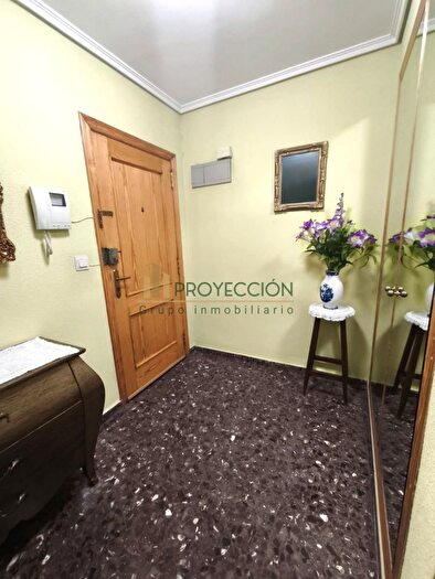 Casas en venta y pisos alquiler - 2