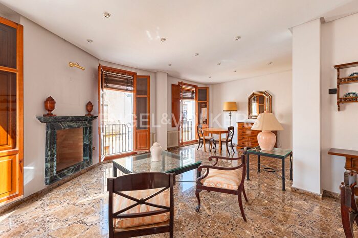 Piso en alquiler en Carlet, Valencia de 4 habitaciones