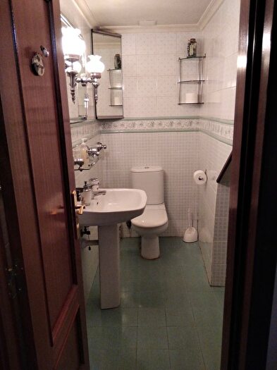 Casas en venta y pisos alquiler - 2