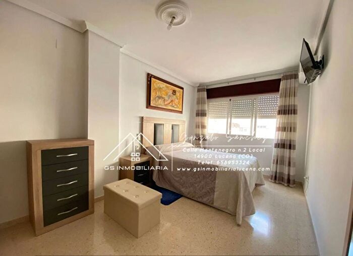 Piso en venta en Andalucía, Córdoba de 2 habitaciones